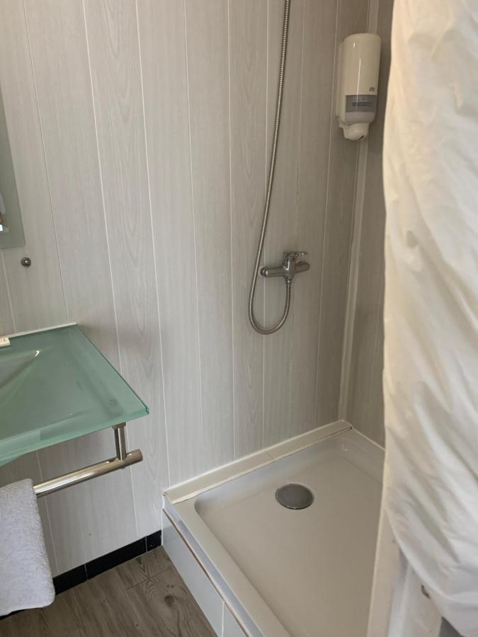 Hotel Le Canetois 外观 照片
